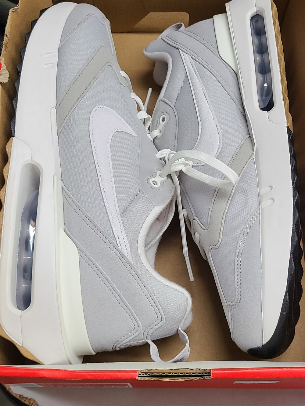 Nike Airmax Dawn Size 11